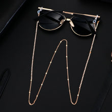 Load image into Gallery viewer, 1PCs Women Fashion Pearls Sunglasses Chains Gold Eyeglasses Chains Sunglasses Holder Necklace Eyewear Retainer Accessories